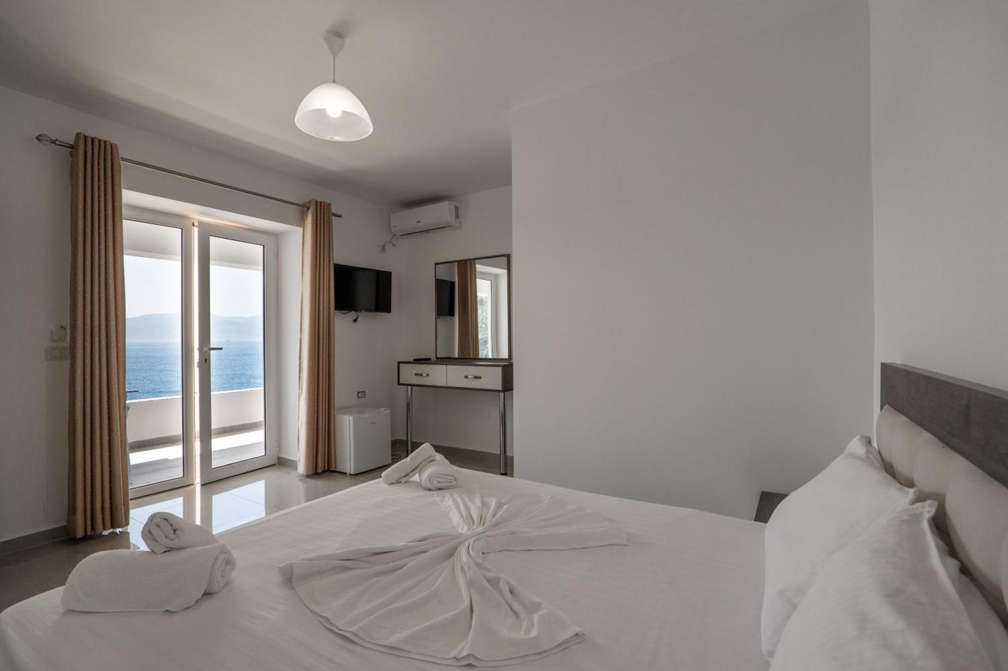 Fabeno Villa Sarande Ngoại thất bức ảnh