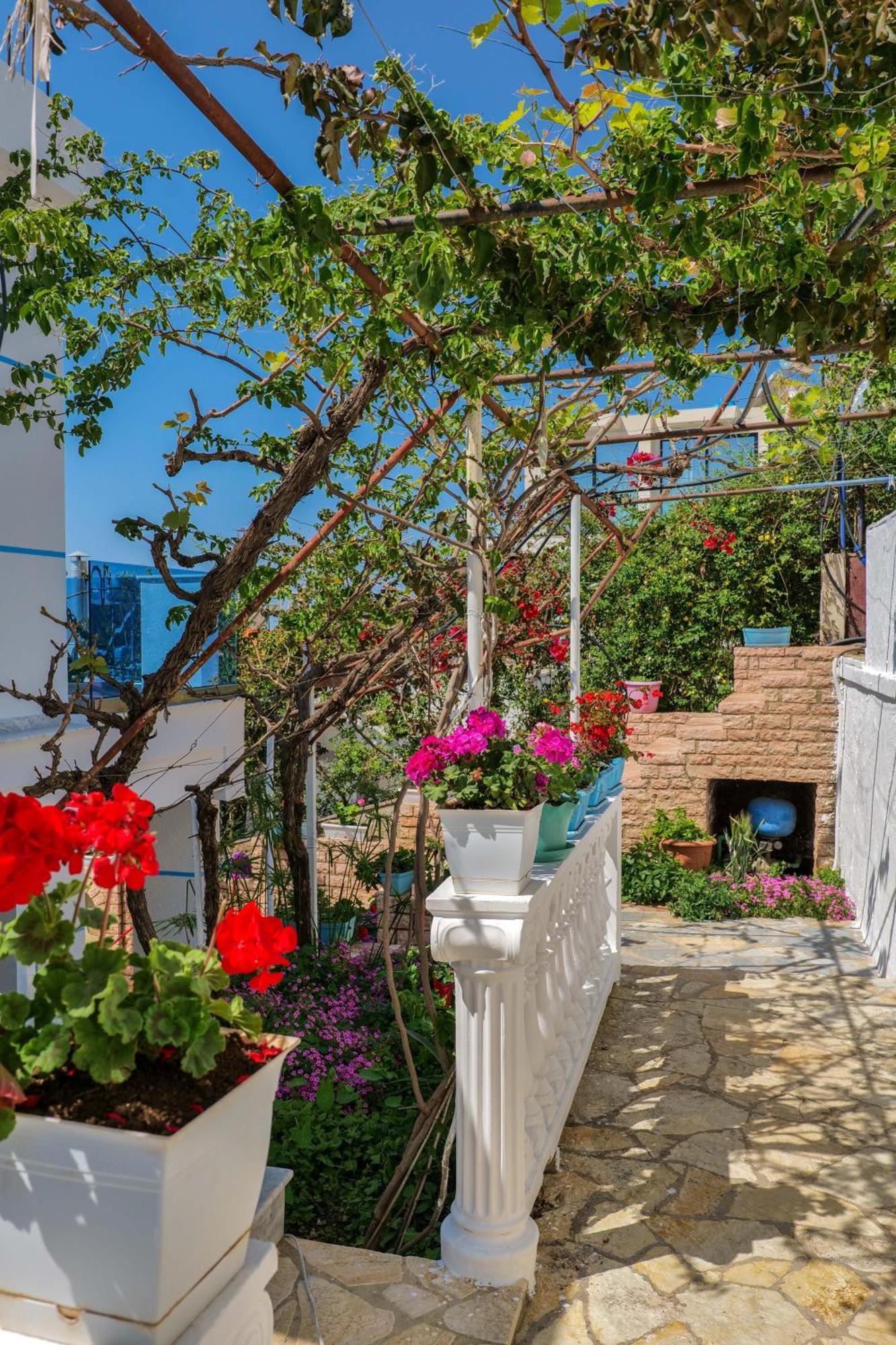 Fabeno Villa Sarande Ngoại thất bức ảnh